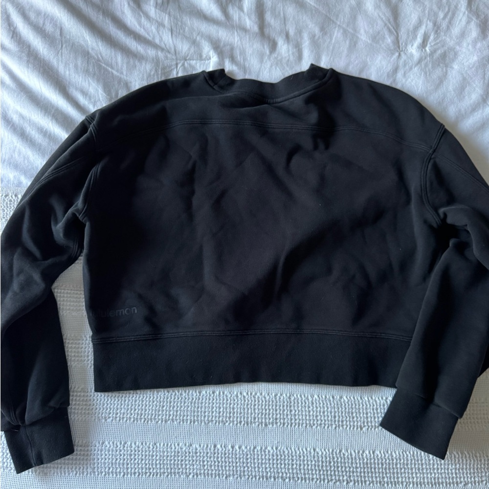 Lululemon Cropped Crewneck - Picture 3 of 4